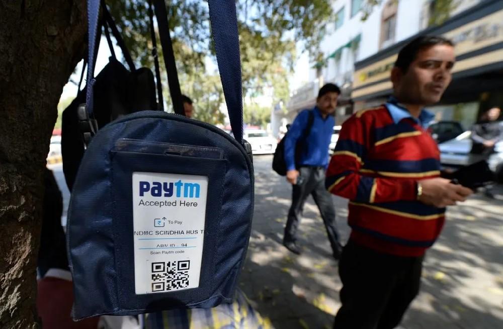 Paytm 警告称，印度央行打击后，亏损扩大，将裁员