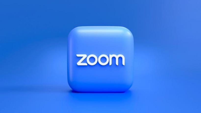 混合工作推动 Zoom 的收入增长